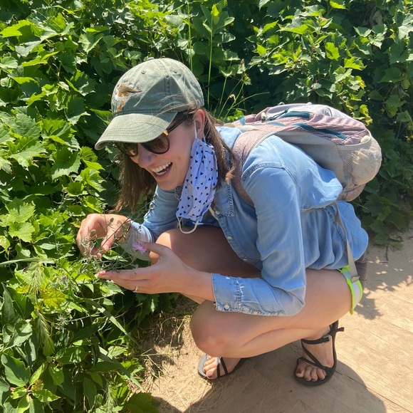 Meet your Posher, Jillian - Picture 1 of 1